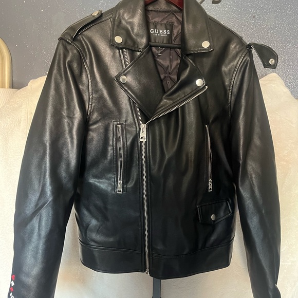 New! GUESS Men's Robertson Aces Moto
Stud Jacket
Size: S
| Guess!! - Picture 12 of 13